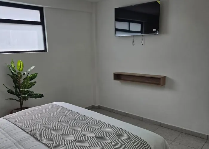 Guest house Oceania 198 Cerca Del Aeropuerto Cdmx Y Estadio Gnp 3*