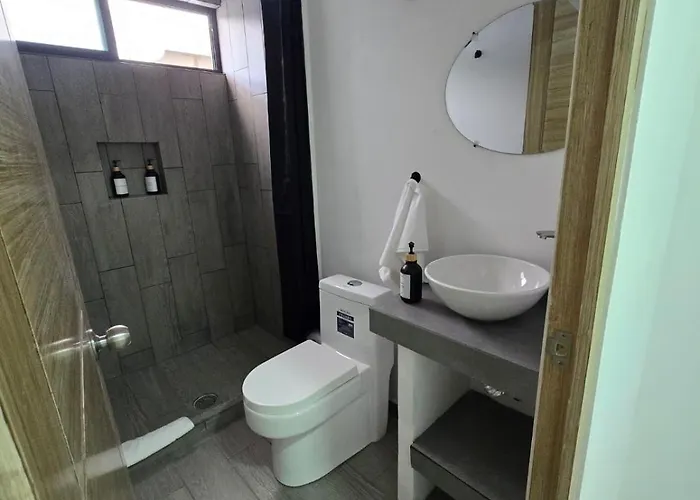 Guest house Oceania 198 Cerca Del Aeropuerto Cdmx Y Estadio Gnp 3*